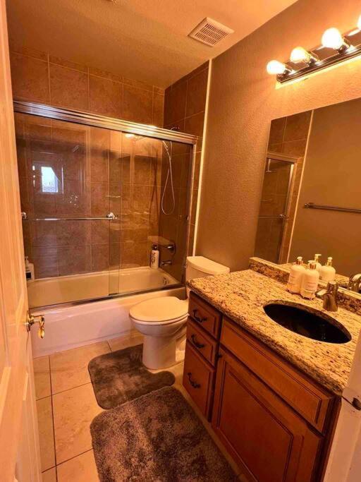 Amazing Heated Pool And Private Hot Tub 3Br In Heart Of Lv Villa Las Vegas Exterior photo